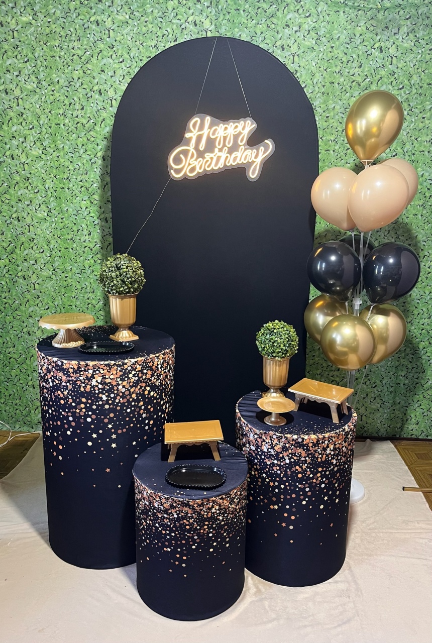 Dourado E Preto - Romano C/Led - Decoreli Decorações Pegue e Monte