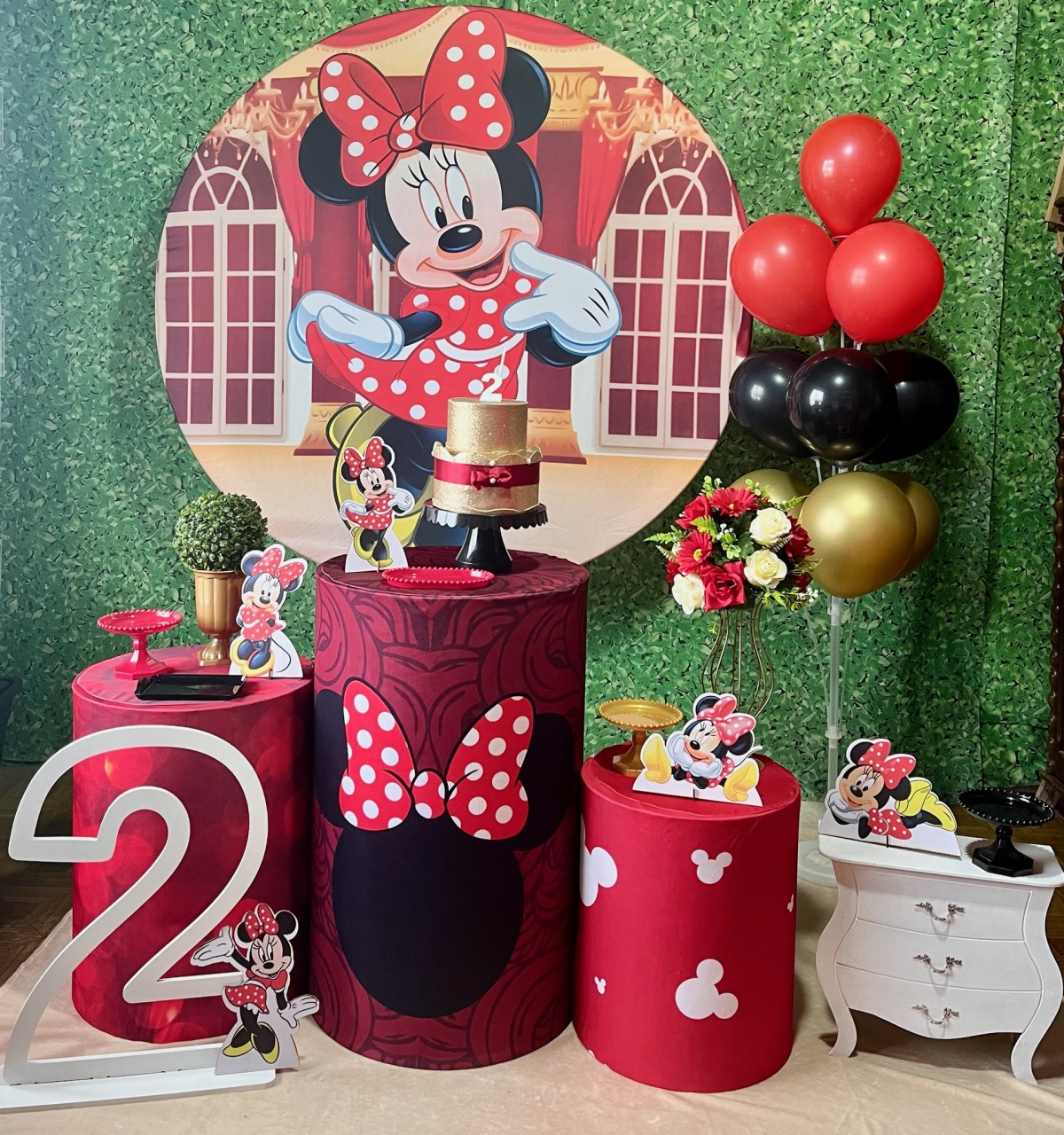 Minnie Vermelha - Kit Médio + N. Chão - Decoreli Decorações Pegue e Monte