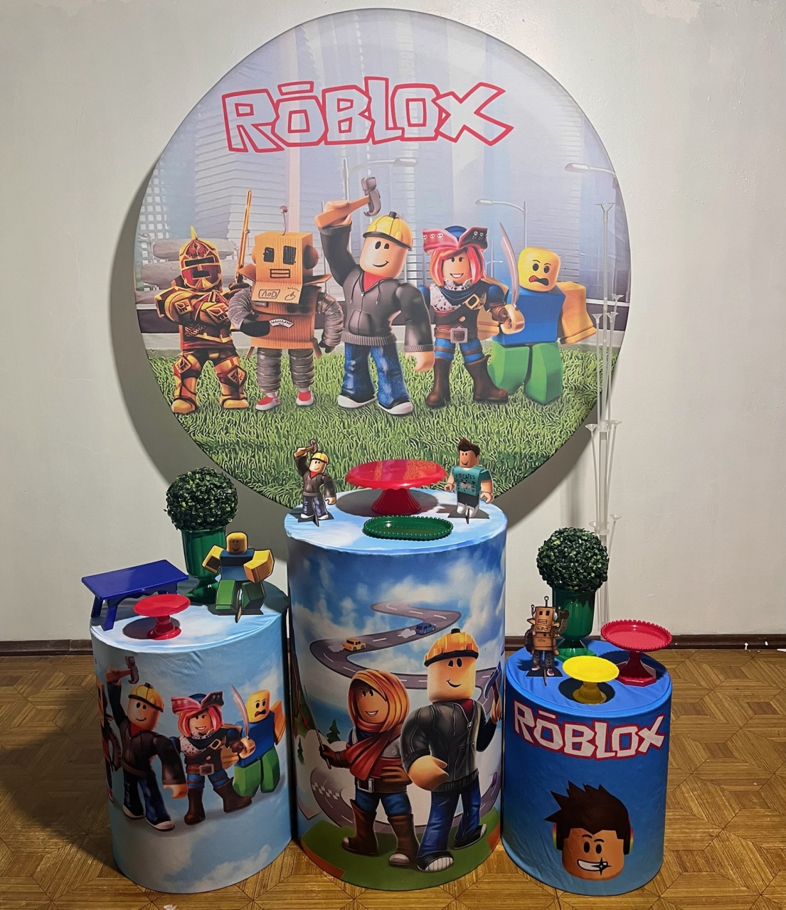 Roblox - Kit Básico - Decoreli Decorações Pegue e Monte