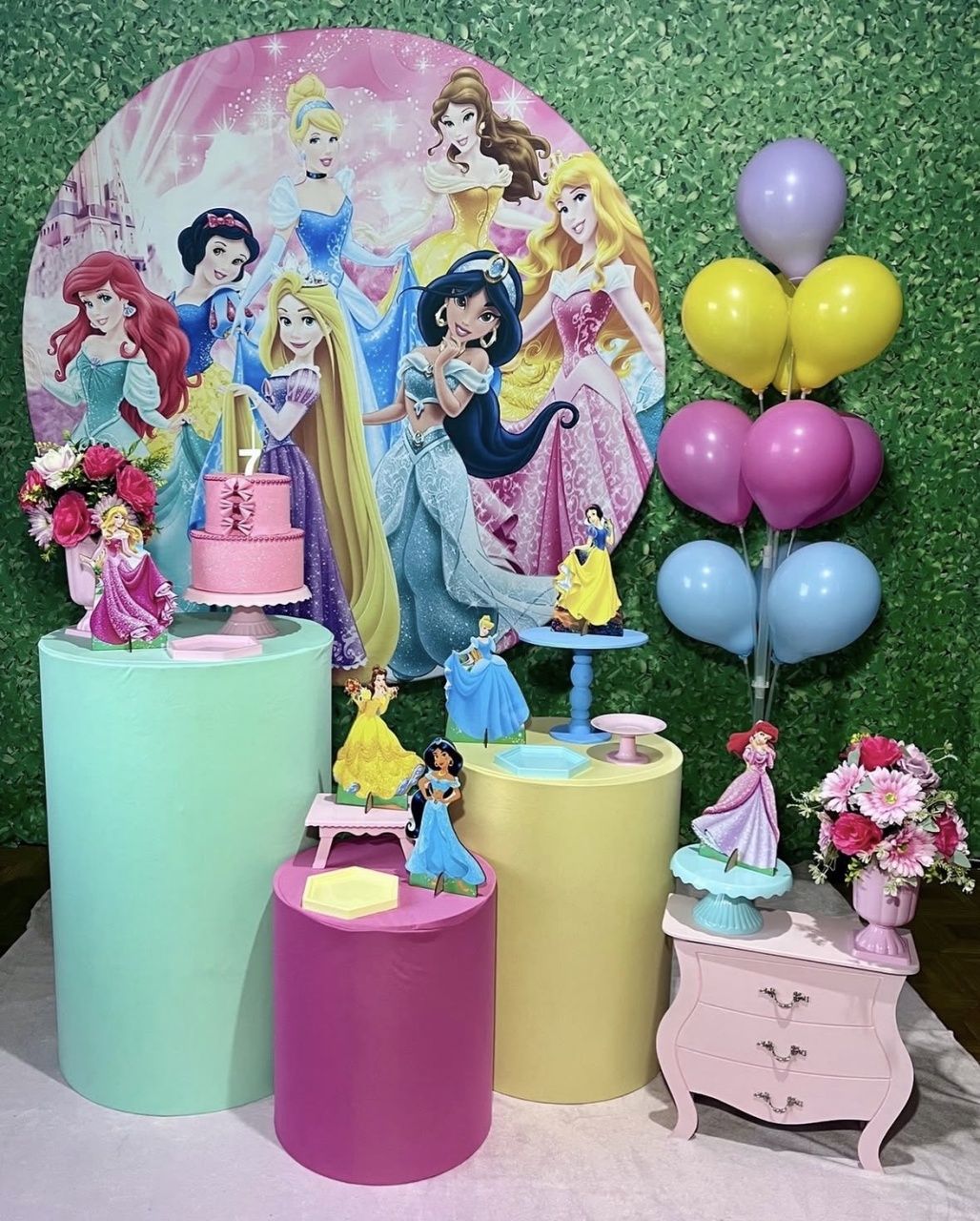 Princesas Disney - Médio - Decoreli Decorações Pegue e Monte