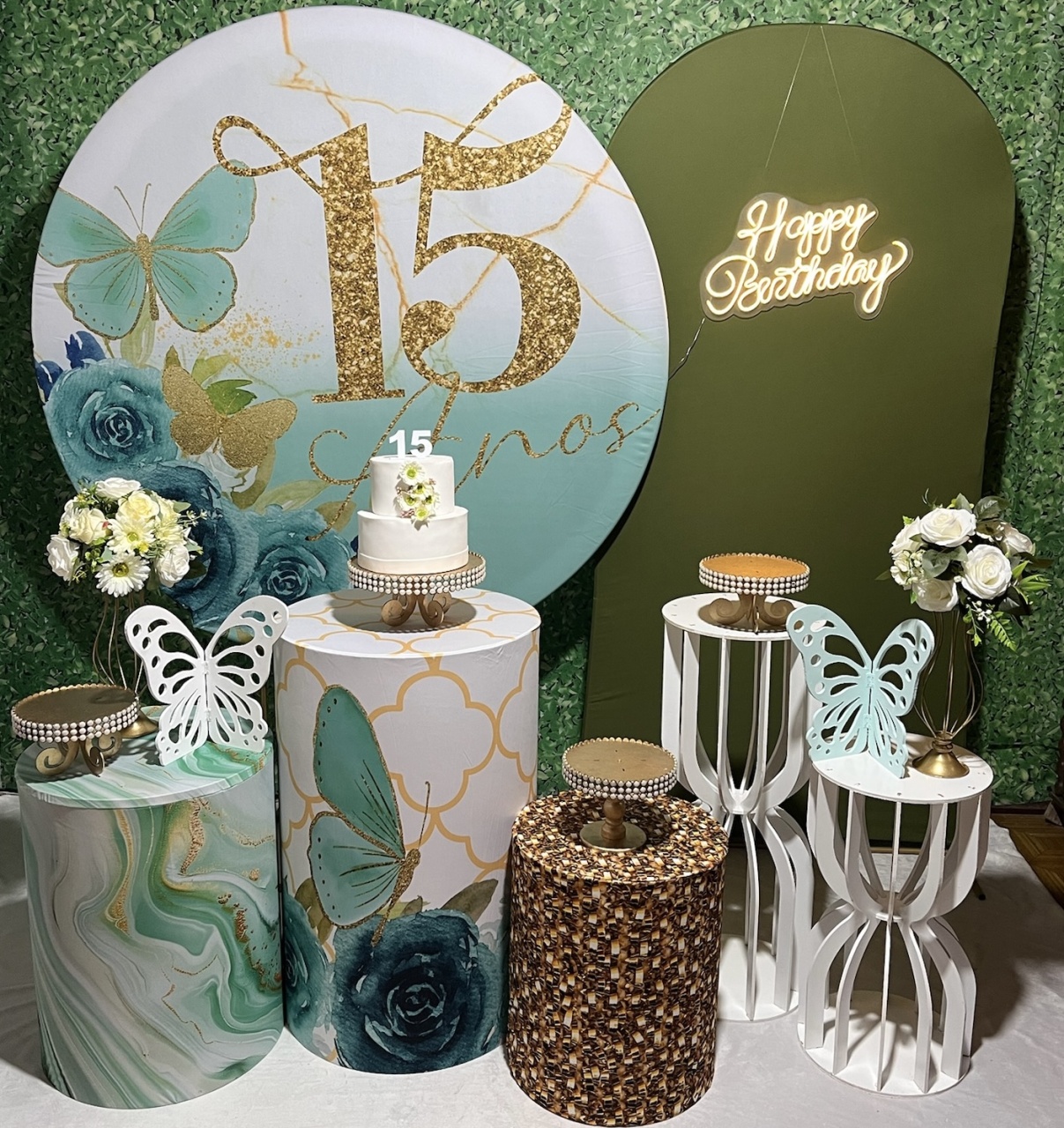 15 Anos Verde - Decoreli Decorações Pegue e Monte