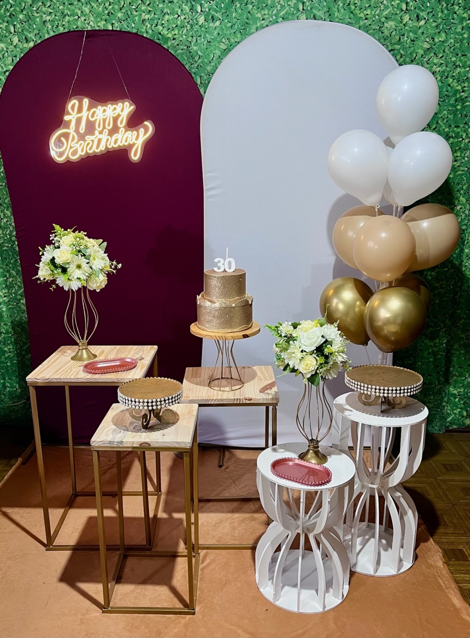Happy Birthday Marsala E Branco - Decoreli Decorações Pegue e Monte