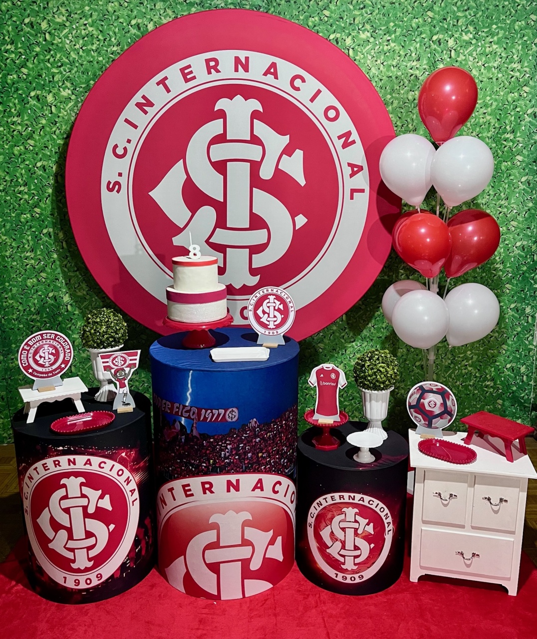 Internacional - Kit Médio - Decoreli Decorações Pegue e Monte