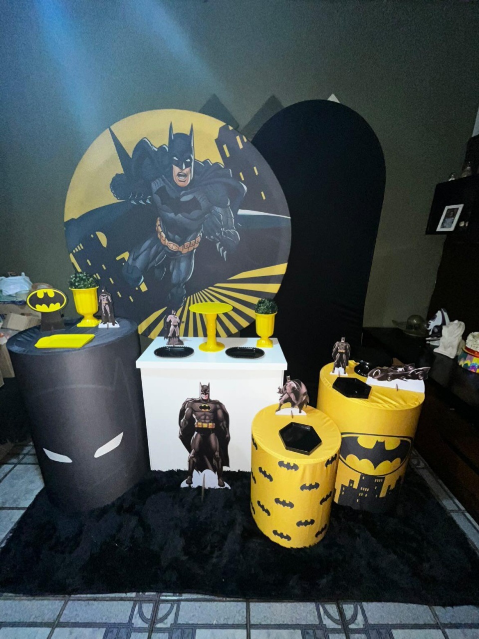 Batman - Janaíne Naiara Ferreira Rezende