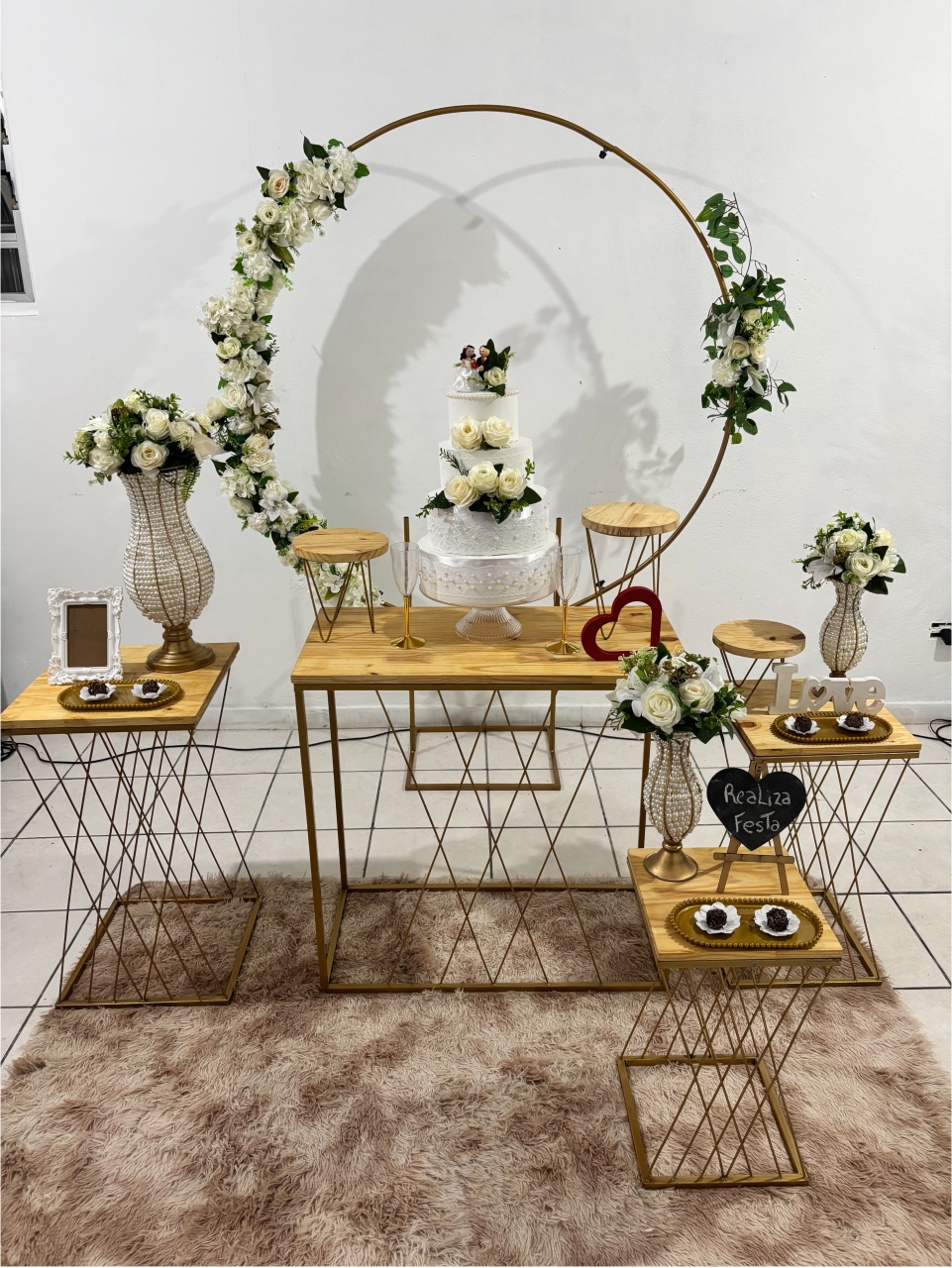 Kit Luxo Casamento Arco Branco Sem Tecido - Realiza Festa
