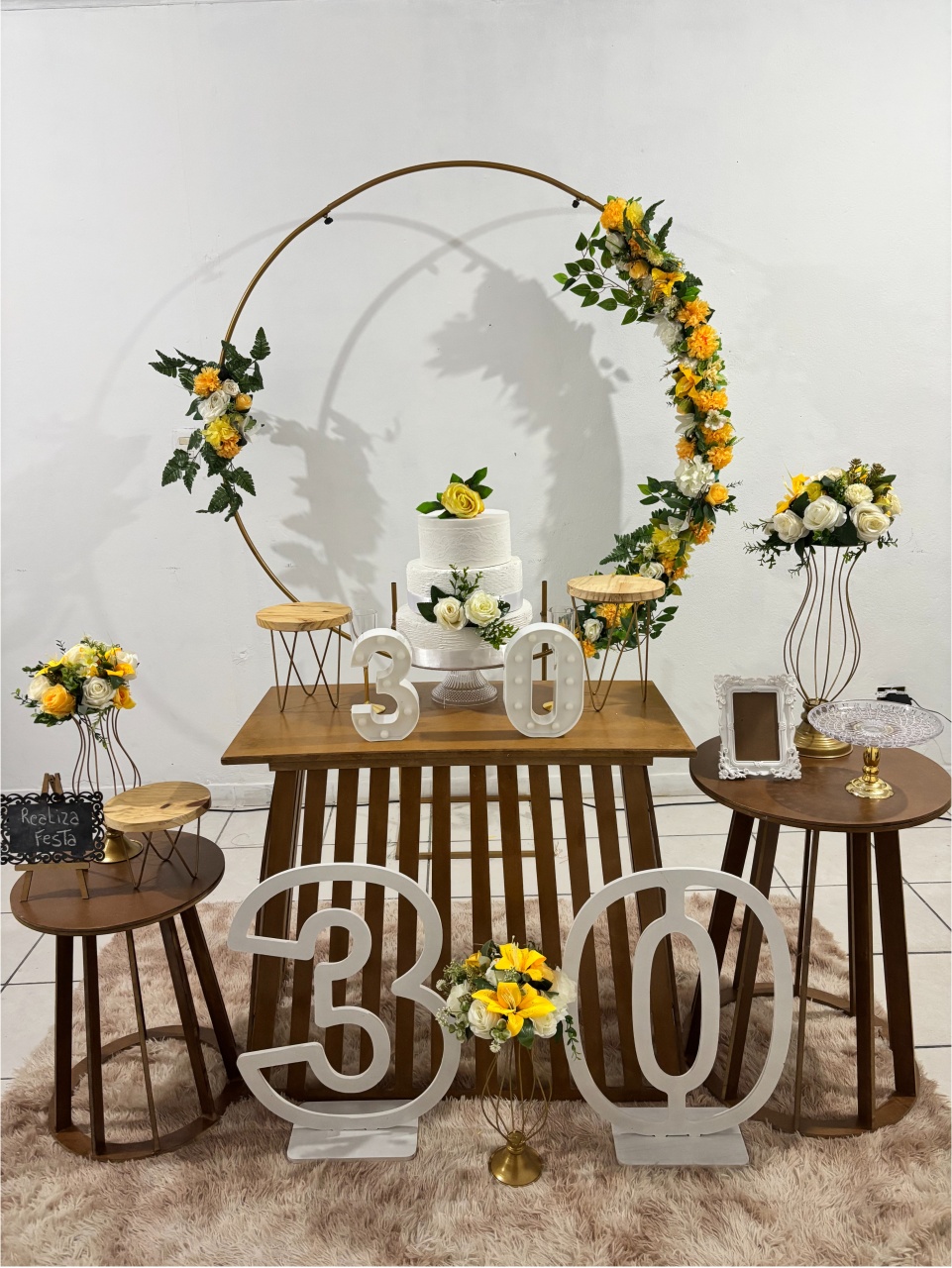 Kit Luxo Adulto Feminino Rústico Amarelo - Realiza Festa