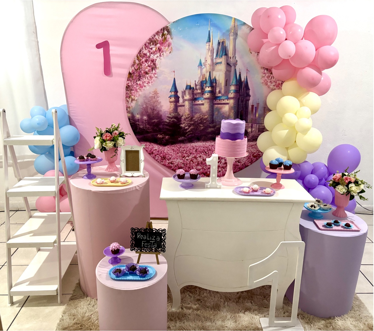 Kit Premium Infantil Feminino - Castelo - Realiza Festa