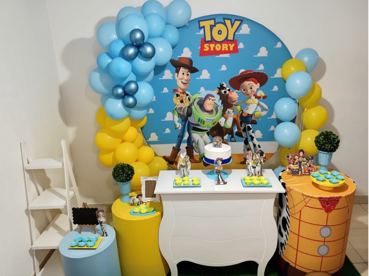 Kit Luxo Aniversário Toy Story - Realiza Festa