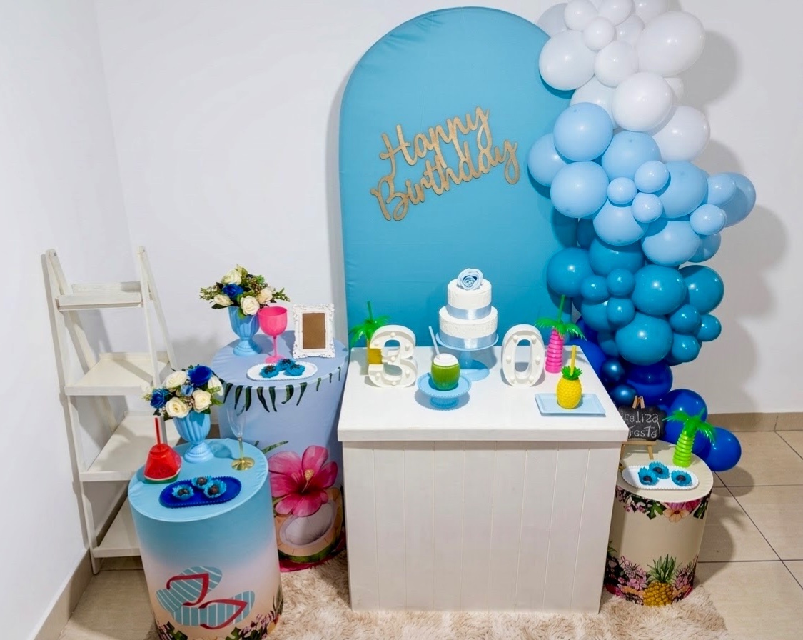 Kit Luxo Adulto Azul Piscina Verão - Realiza Festa