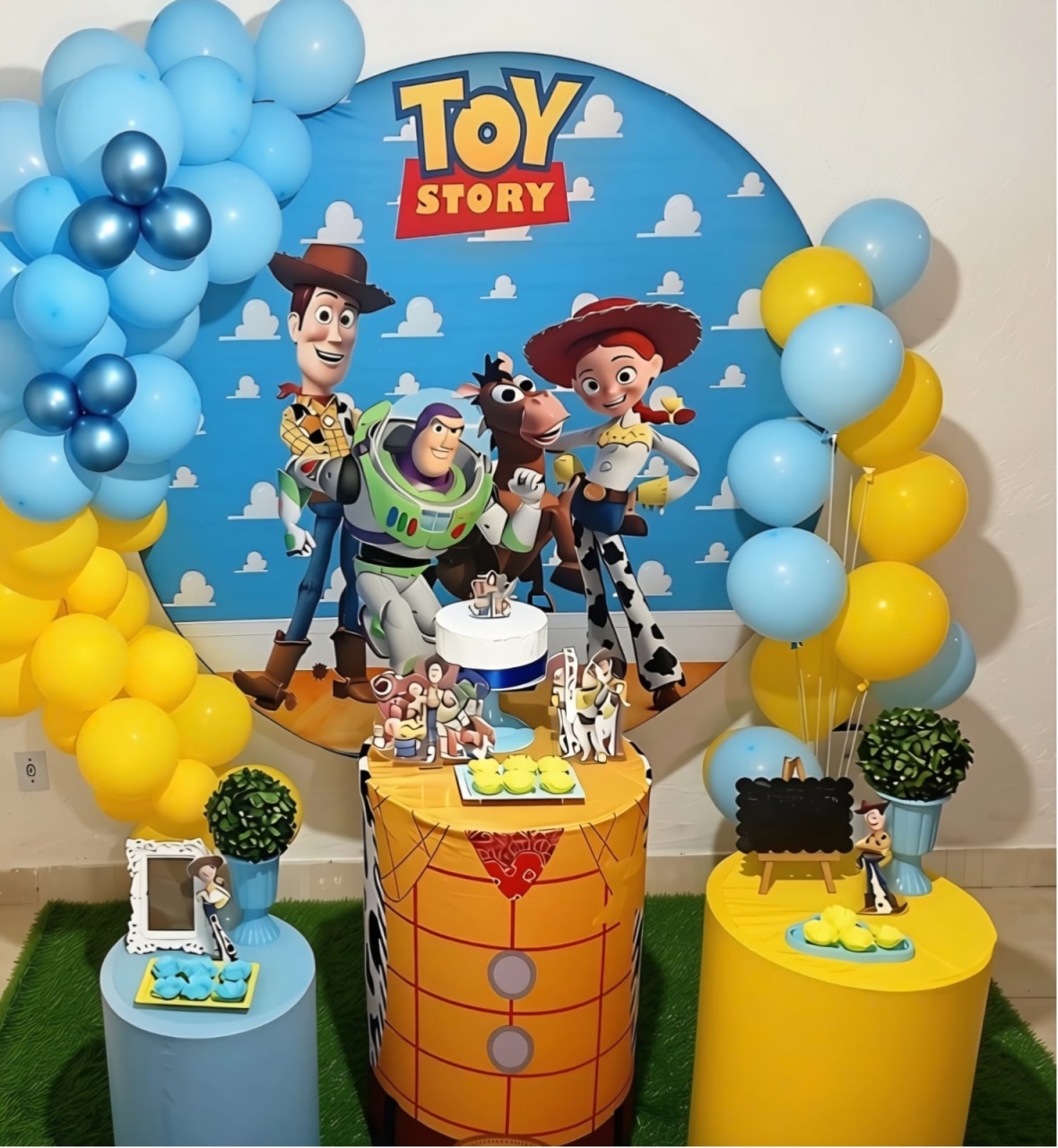 Kit Festa Aniversário Toy Story - Realiza Festa