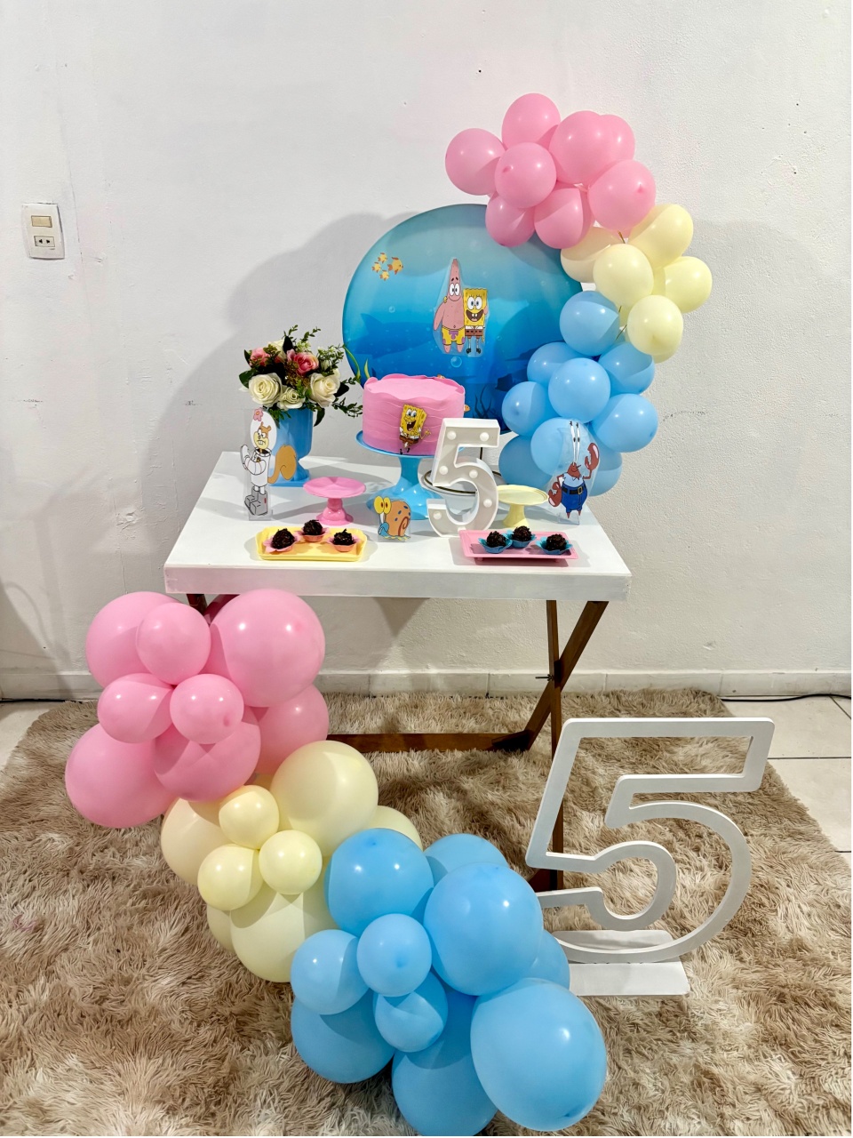 Mini Kit G - Bob Esponja Feminina - Realiza Festa
