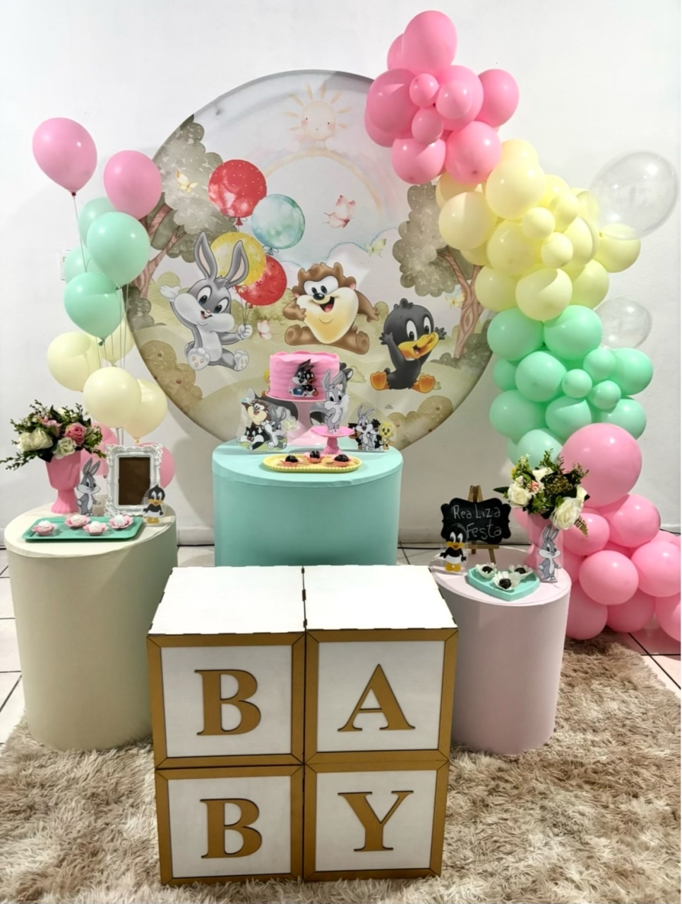 Kit Festa Chá de Bebê Baby Looney Tunes Para Menina - Realiza Festa