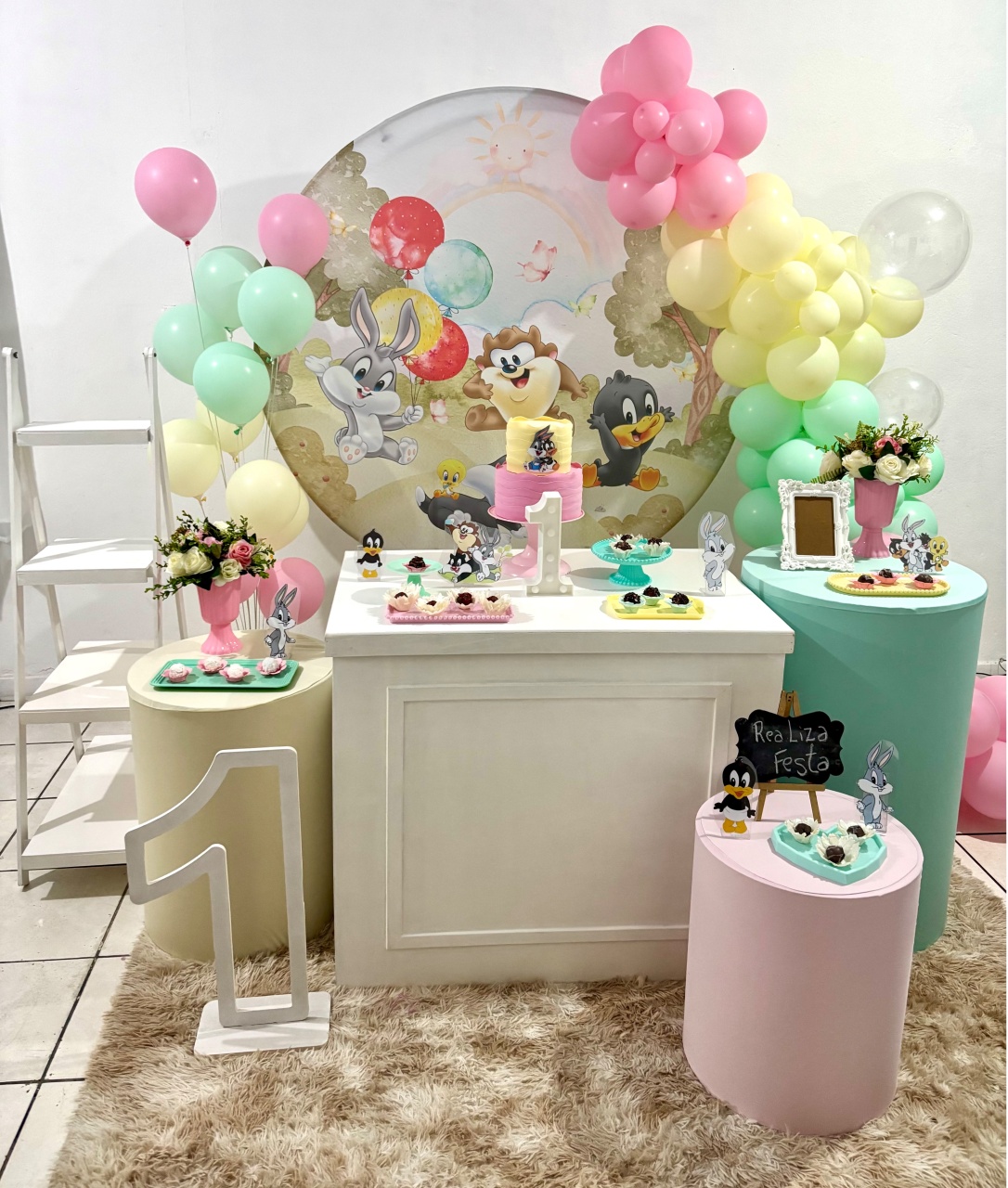 Kit Luxo Aniversário Baby Looney Tunes Para Menina - Realiza Festa