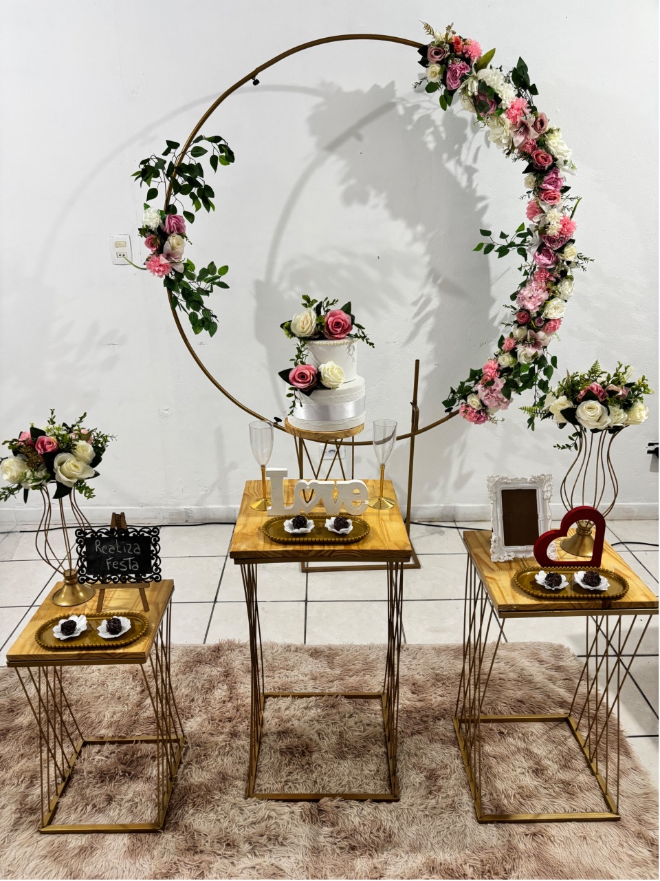 Kit Festa Casamento Arco de Flores Rosa - Realiza Festa