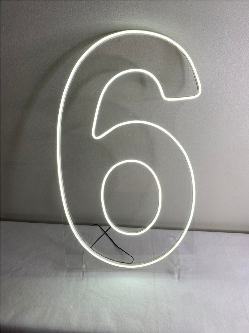 Numero Led 6 35X60Cm Luz Fria - LÊ FESTAS LOCAÇÃO DE 