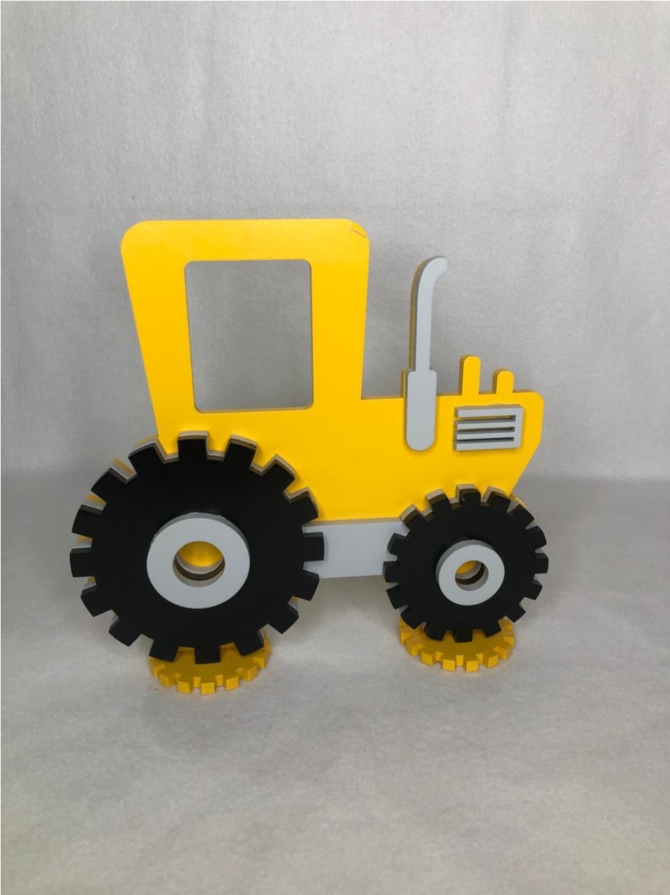 Display Trator Novo 3D-3234 - LÊ FESTAS LOCAÇÃO DE 