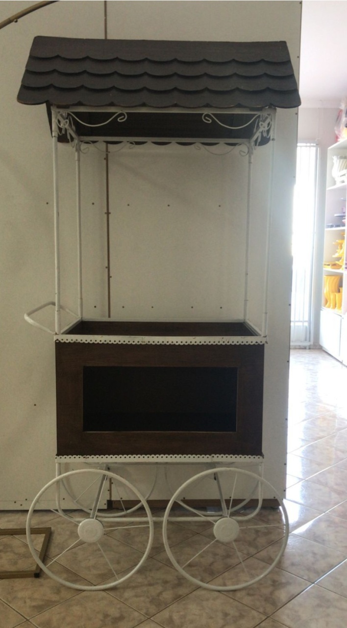 Carrinho Gourmet Tabaco Com Branco - LÊ FESTAS LOCAÇÃO DE 