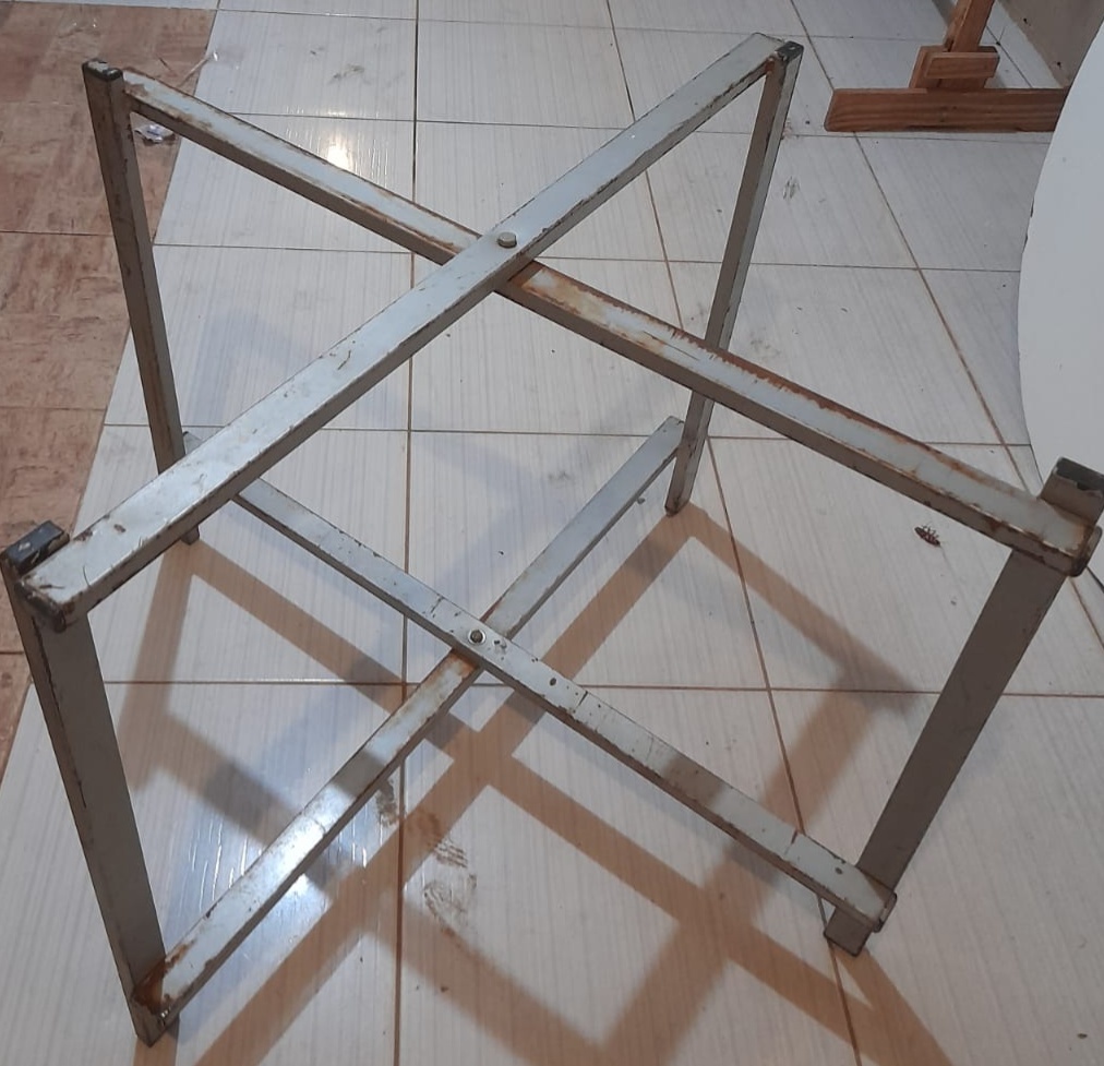 Suporte Para Tampão - LÊ FESTAS LOCAÇÃO DE 