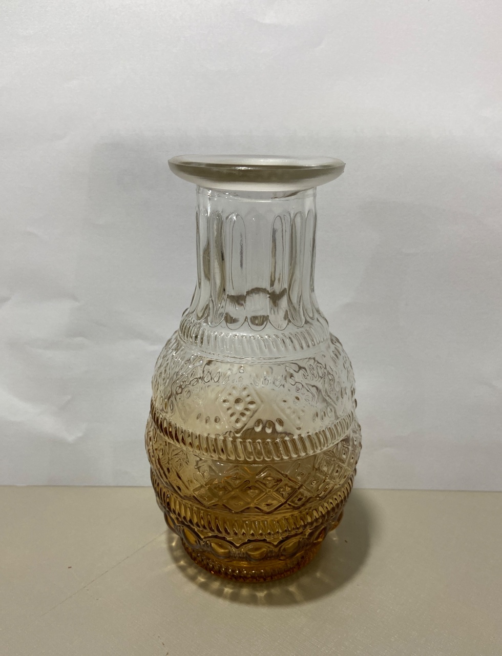 Jarro Vintage Marron Bojudo Trabalhado 13Cm - LÊ FESTAS LOCAÇÃO DE 