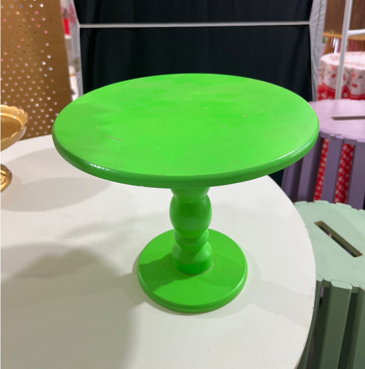 Mdf Doceira Verde Neon M - LÊ FESTAS LOCAÇÃO DE 