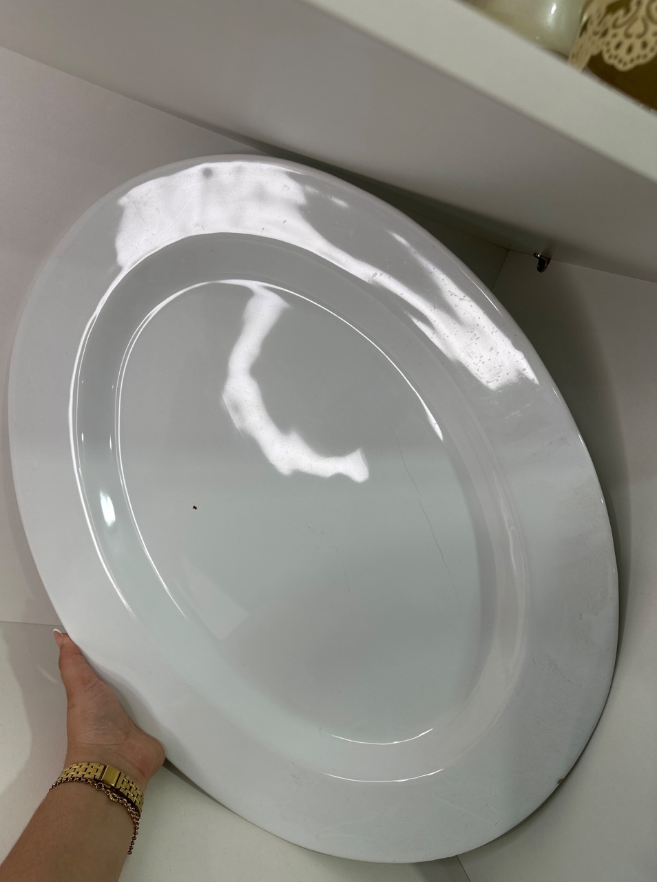 Travessa Oval Rasa Branca M - LÊ FESTAS LOCAÇÃO DE 