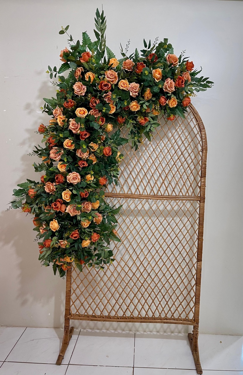 Macarrão 2M Rosas Terracota - LÊ FESTAS LOCAÇÃO DE 