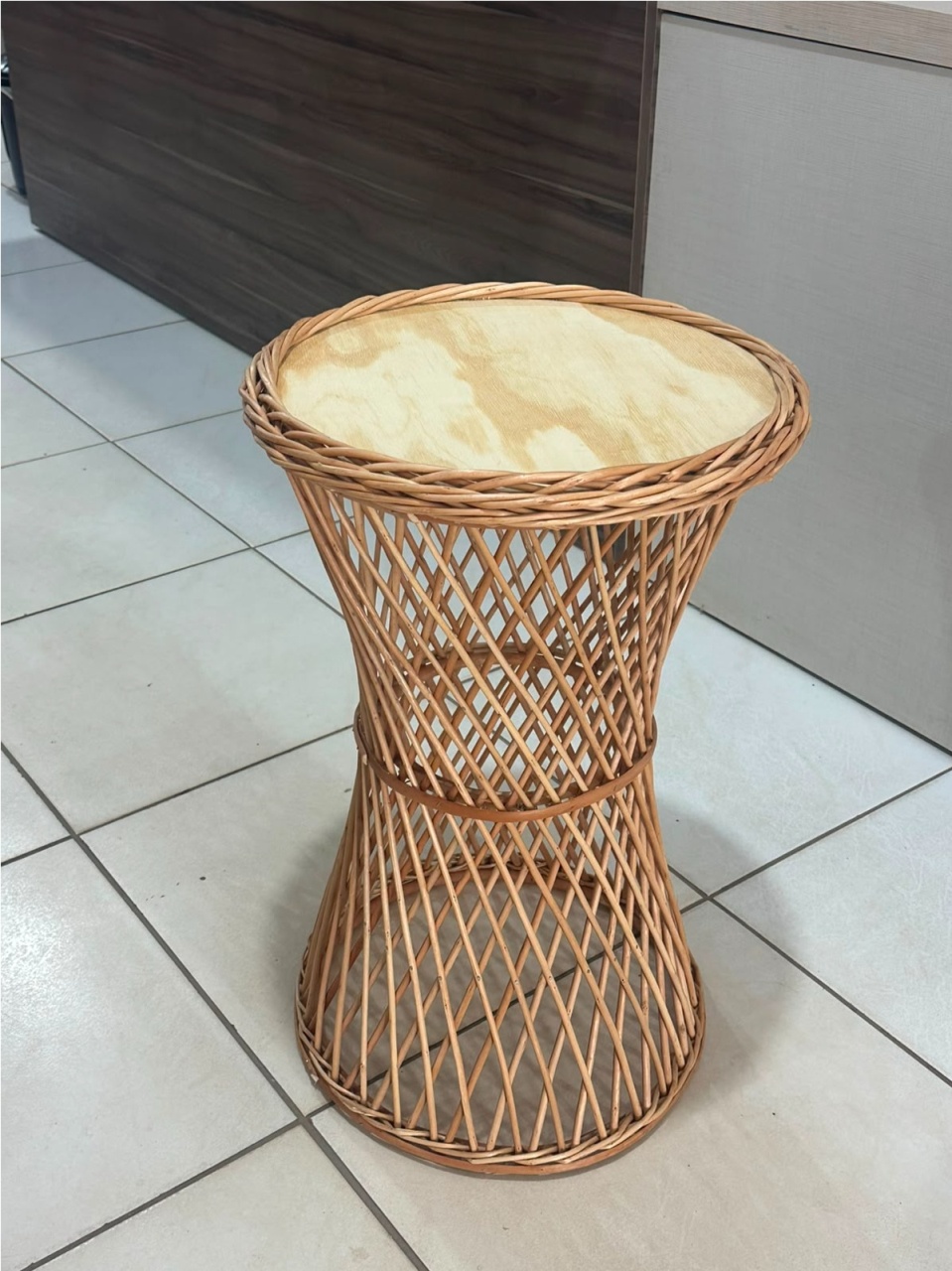 Mesa de Vime Cinturinha P Alta Slim 40X60 Sem Verniz - LÊ FESTAS LOCAÇÃO DE 