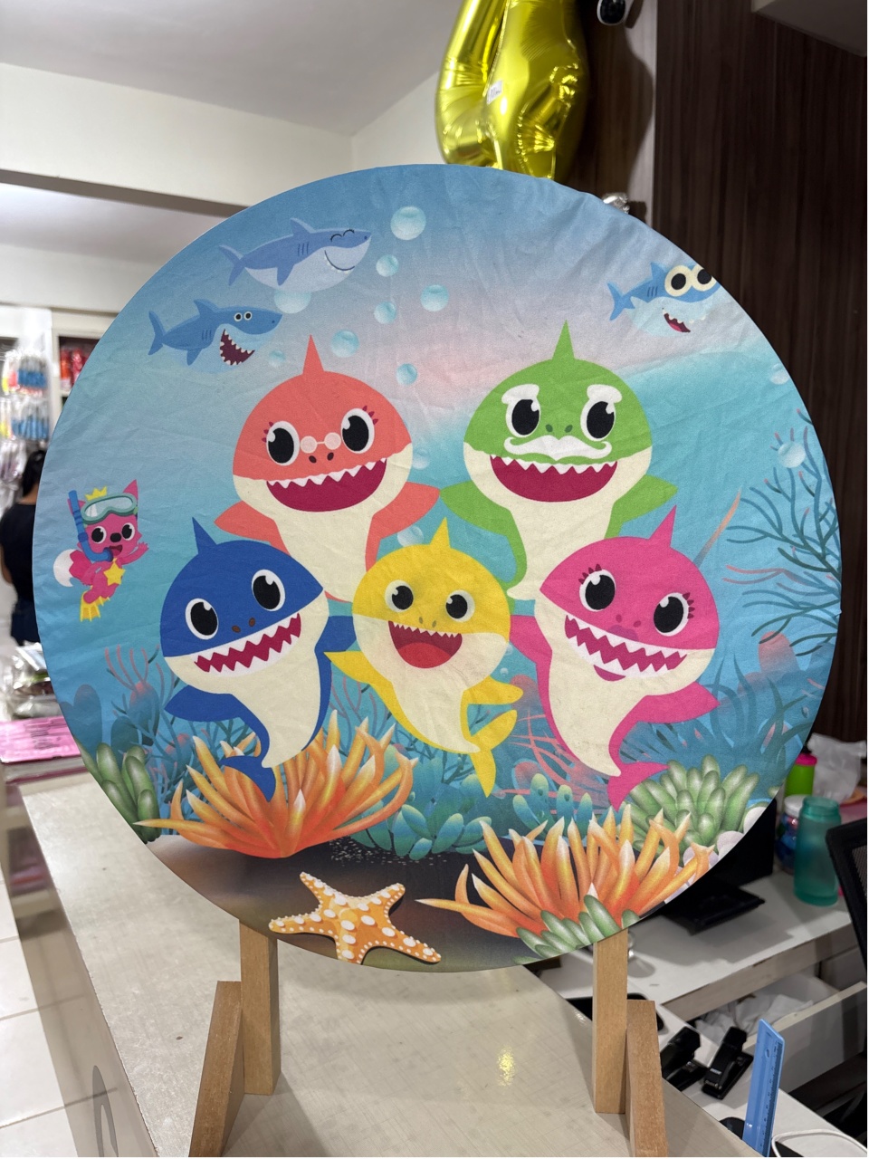 Tecido Painel Redondo 50 Cm Baby Shark - LÊ FESTAS LOCAÇÃO DE 