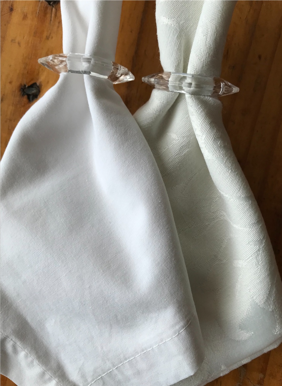 Guardanapo Branco 100% Algodão 45X43Cm - LÊ FESTAS LOCAÇÃO DE 