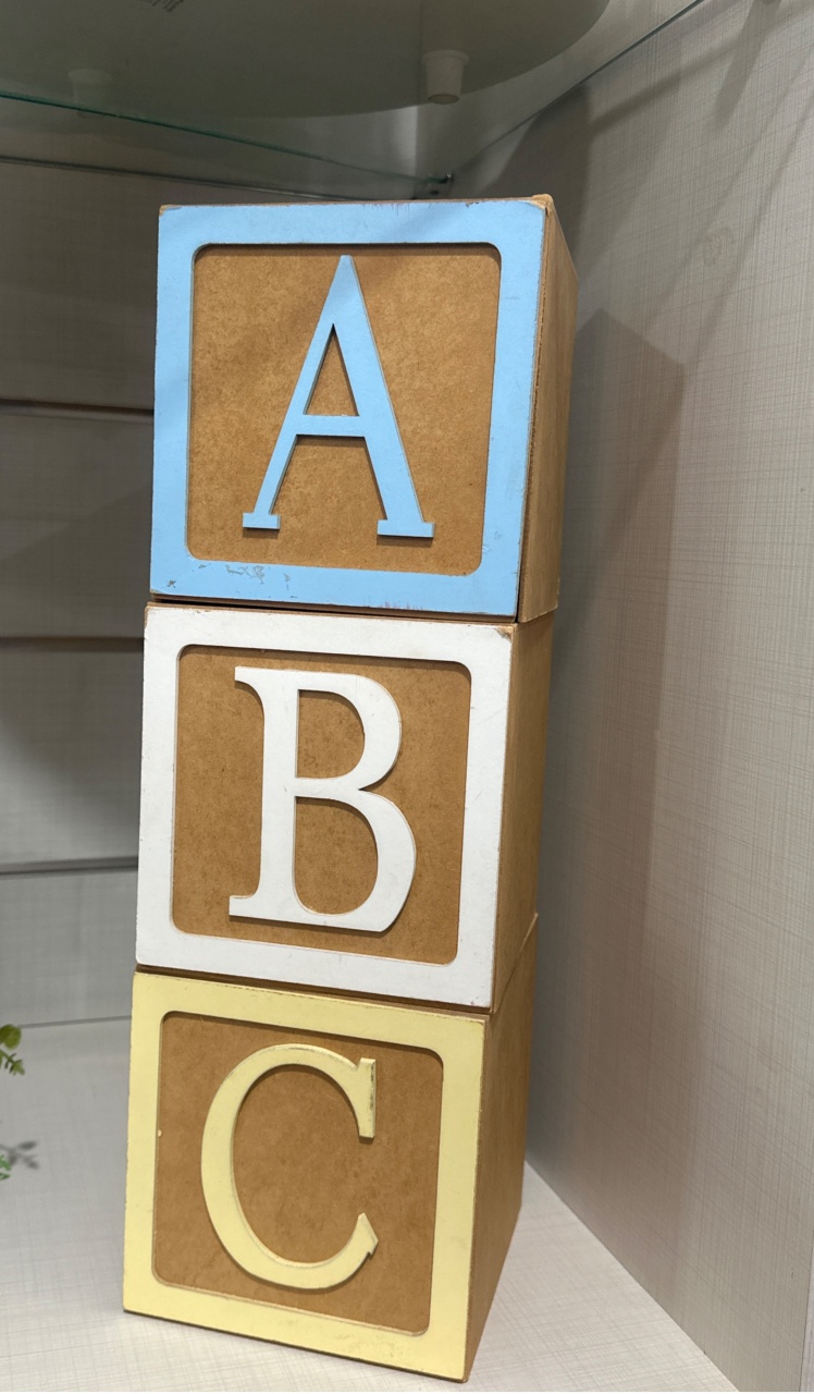 Trio Cubo Abc 15X15-Aba - LÊ FESTAS LOCAÇÃO DE 