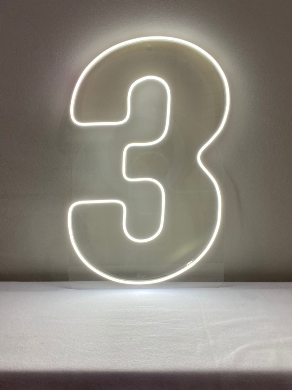 Numero Led 3 35X60Cm Luz Fria - LÊ FESTAS LOCAÇÃO DE 