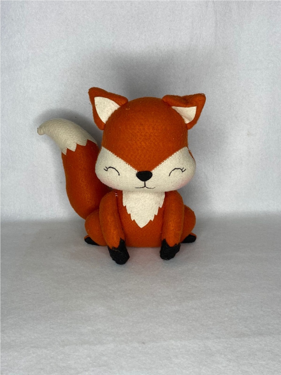 Feltro Raposinha Laranja 20Cm - LÊ FESTAS LOCAÇÃO DE 