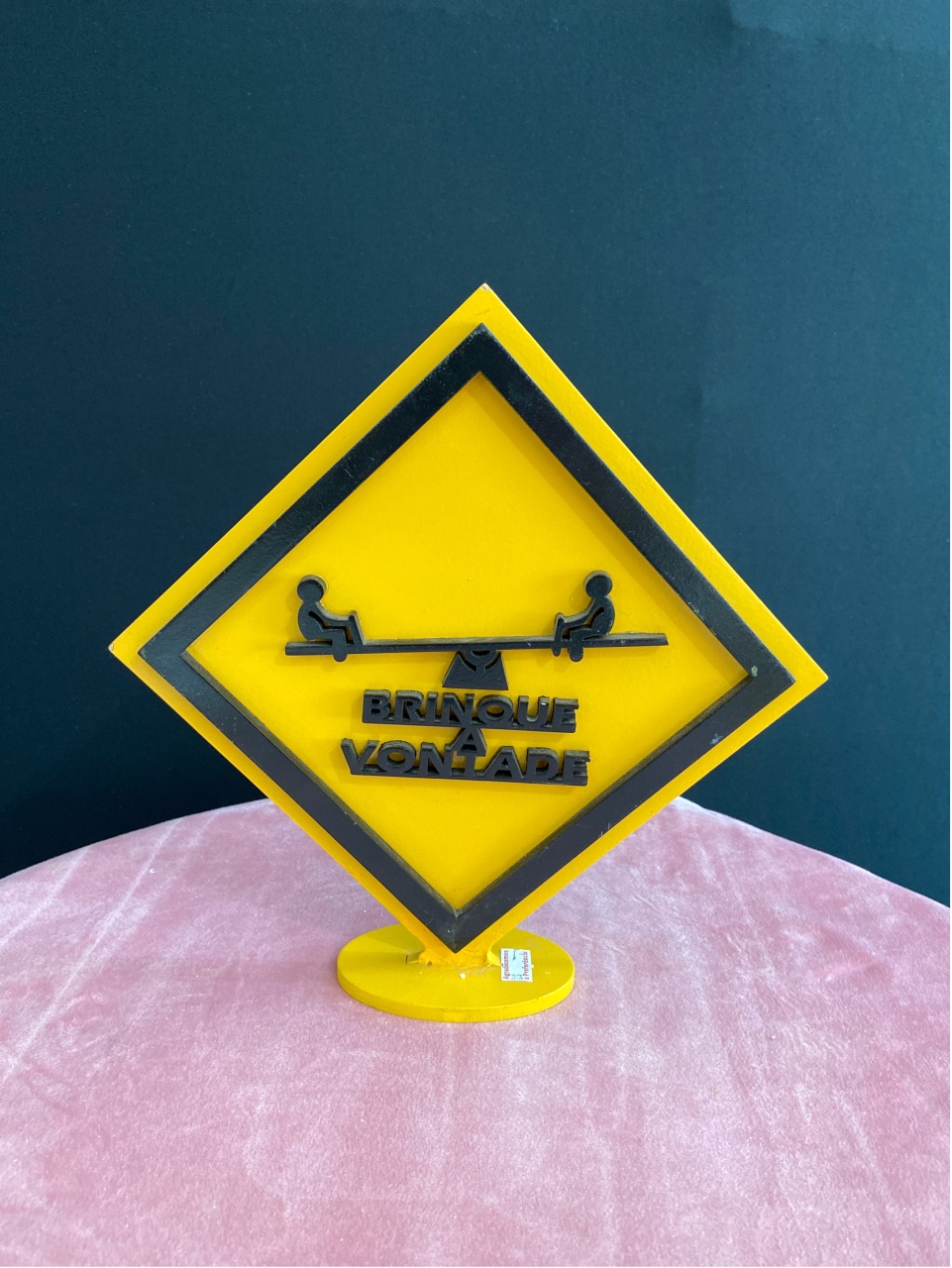 Placa de Construção - Gangorra - LÊ FESTAS LOCAÇÃO DE 