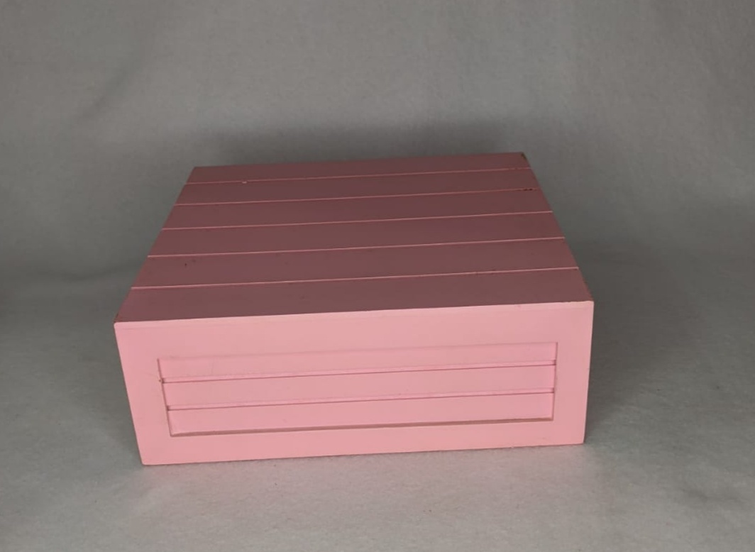 Bandeja Elevação 20X20X8 Rosa - LÊ FESTAS LOCAÇÃO DE 