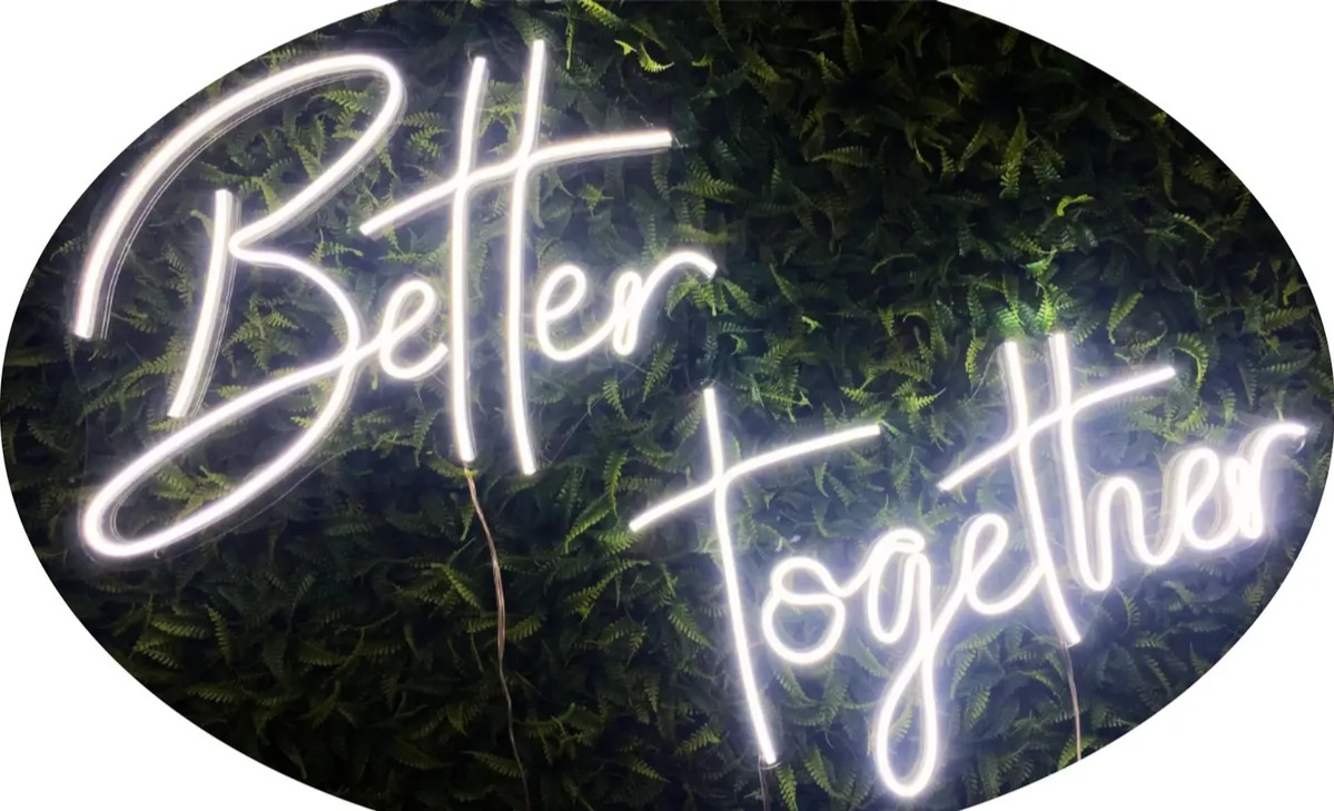 Painel Led Better Together (Luz Fria) - LÊ FESTAS LOCAÇÃO DE 