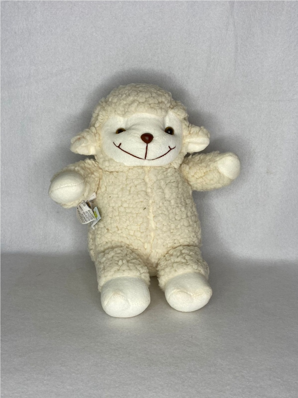 Pelucia Ovelha G 60Cm - LÊ FESTAS LOCAÇÃO DE 
