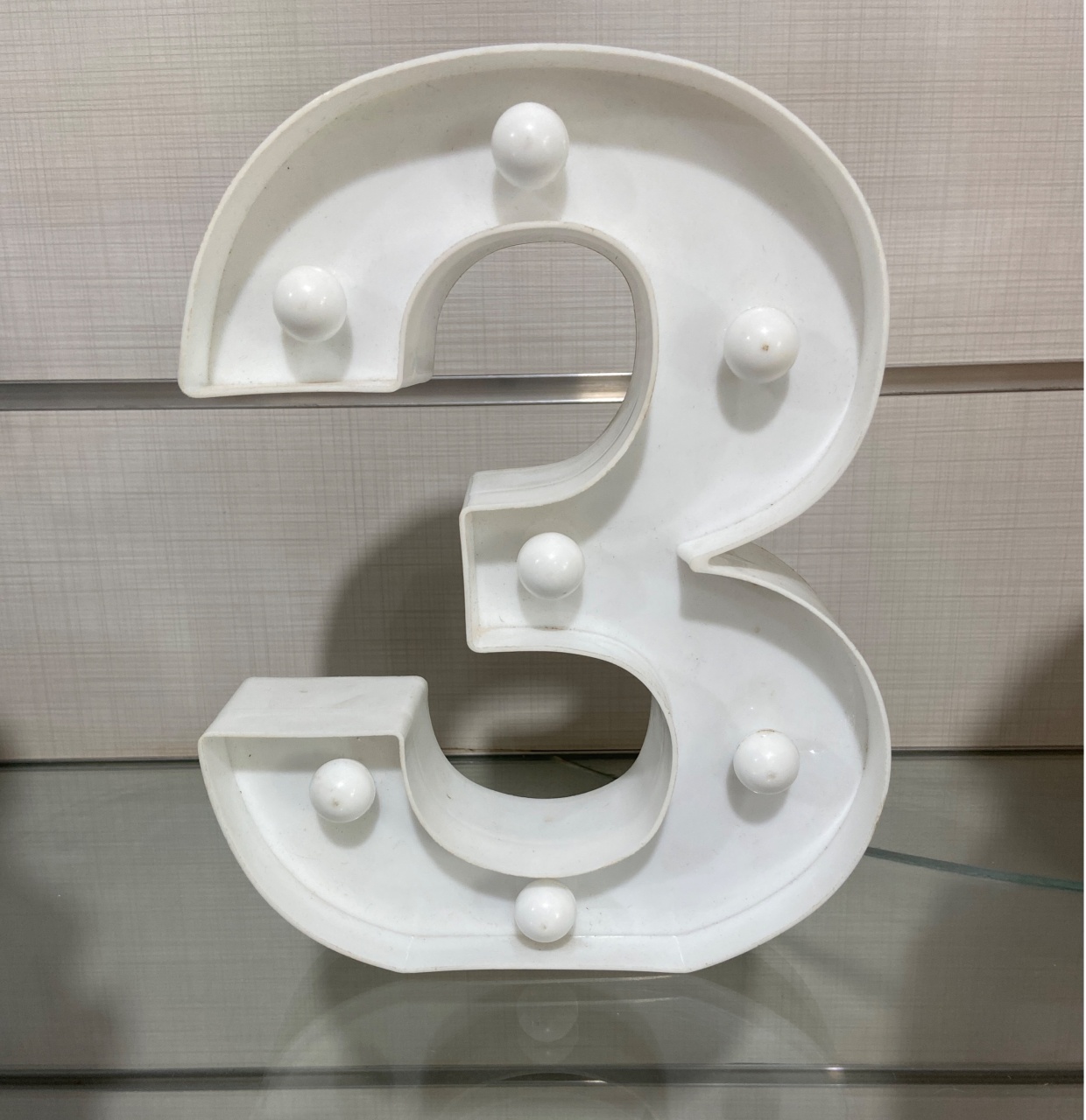 Numero Led 3 22Cm - LÊ FESTAS LOCAÇÃO DE 