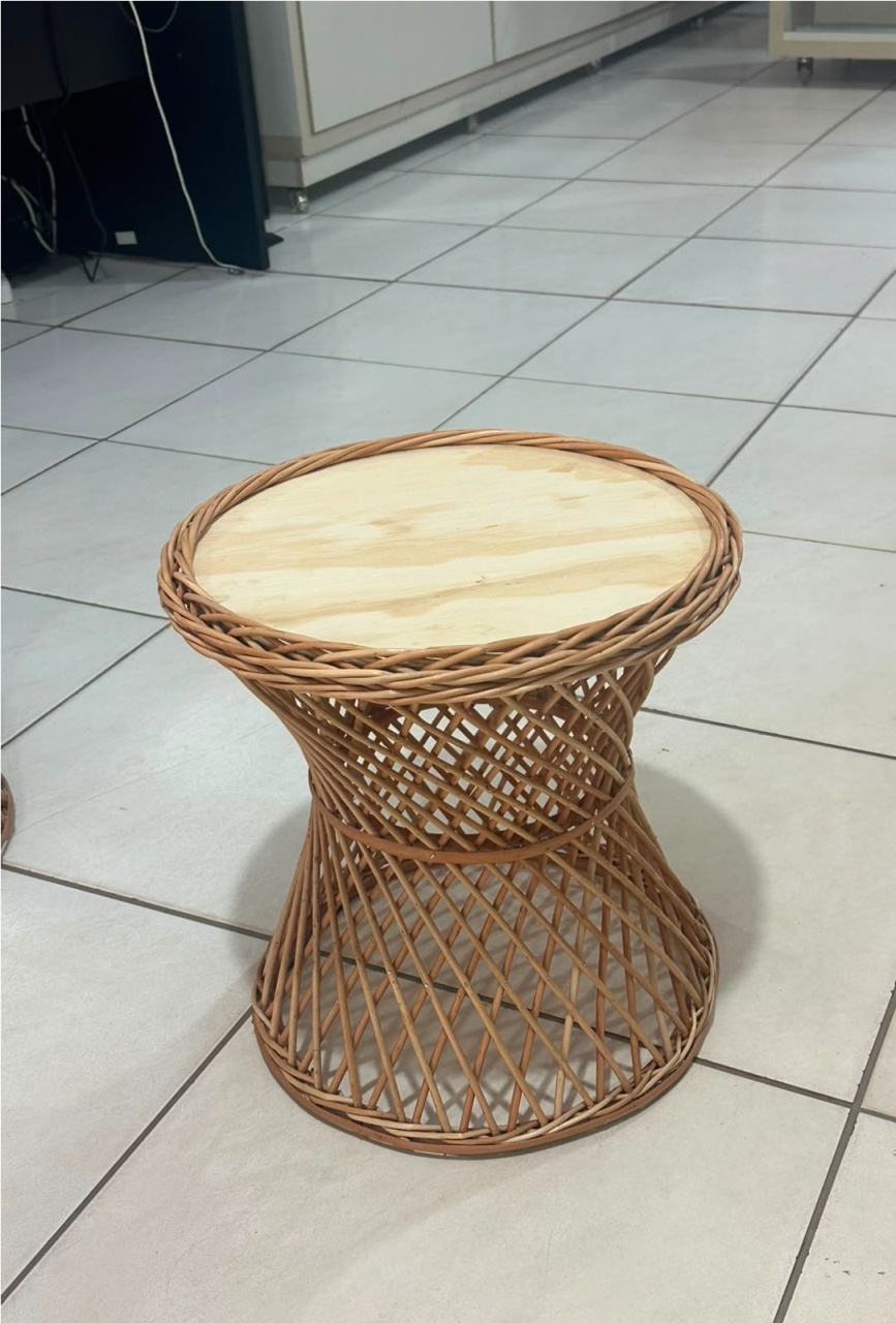 Mesa de Vime Cinturinha Pp 40X40 Sem Verniz - LÊ FESTAS LOCAÇÃO DE 