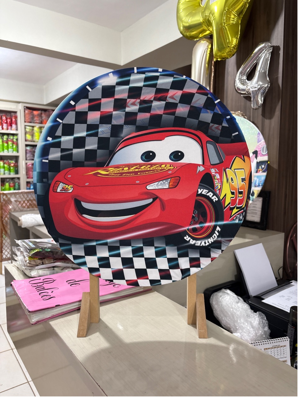 Tecido Painel Redondo 50 Cm Relampago Mcqueen - LÊ FESTAS LOCAÇÃO DE 