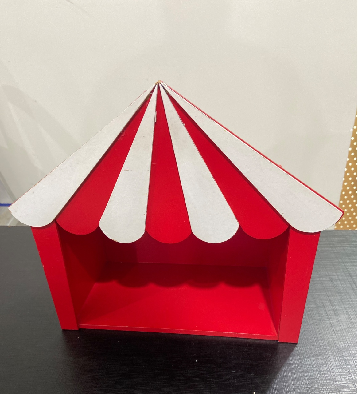 Tenda Circo Vermelha - LÊ FESTAS LOCAÇÃO DE 