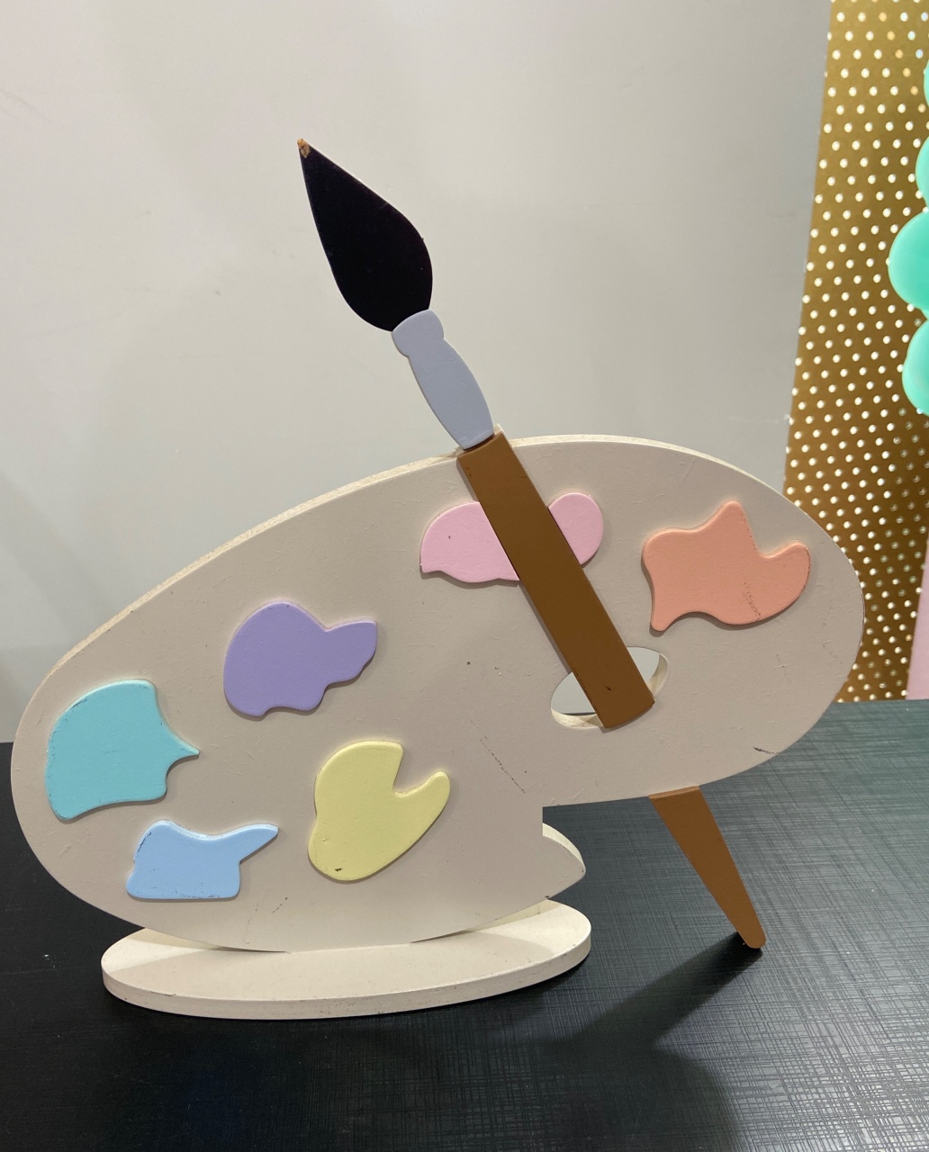 Display Paleta Pintura - LÊ FESTAS LOCAÇÃO DE 