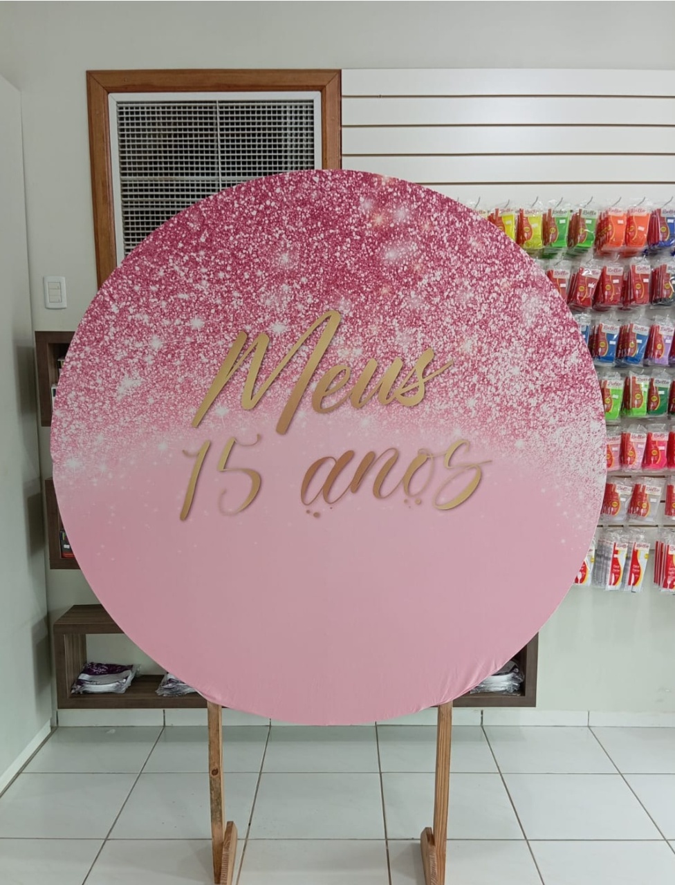 Tecido Painel Redondo 1,5M- Meus 15 Anos - LÊ FESTAS LOCAÇÃO DE 