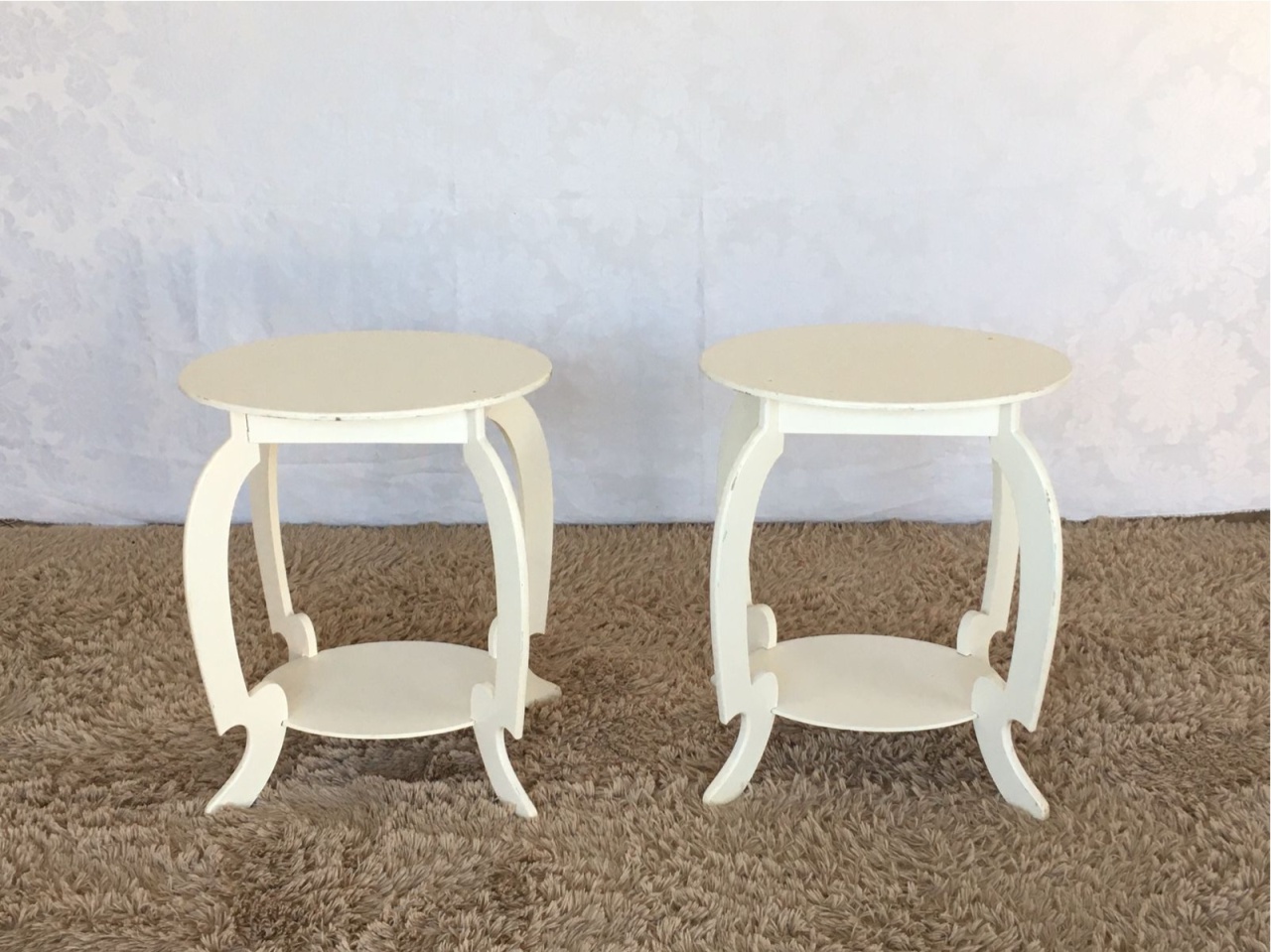 Mdf Mesa Lateral Oval Branco - LÊ FESTAS LOCAÇÃO DE 
