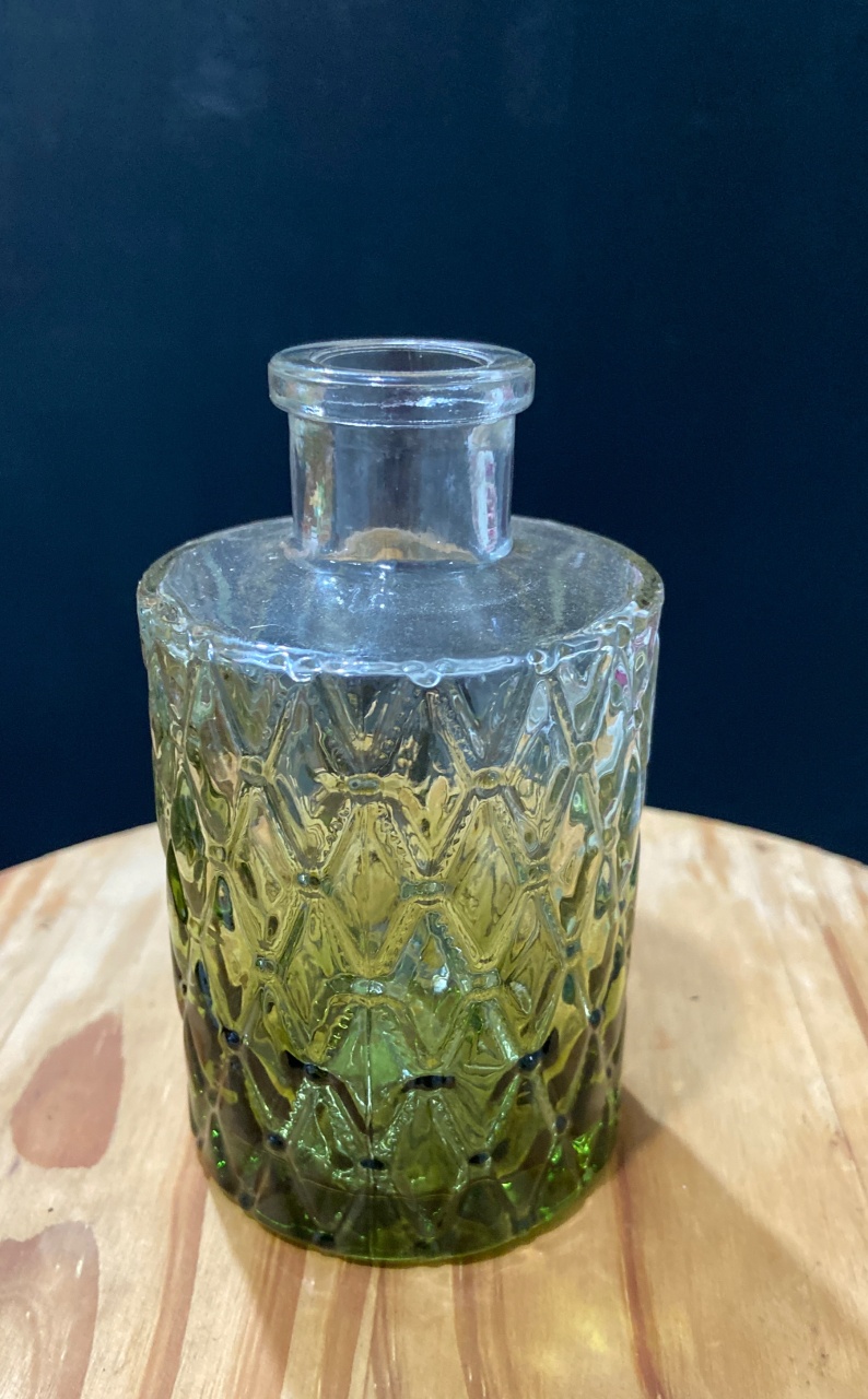 Jarro Vintage Verde Em Relevo Losango 10,5 Cm - LÊ FESTAS LOCAÇÃO DE 