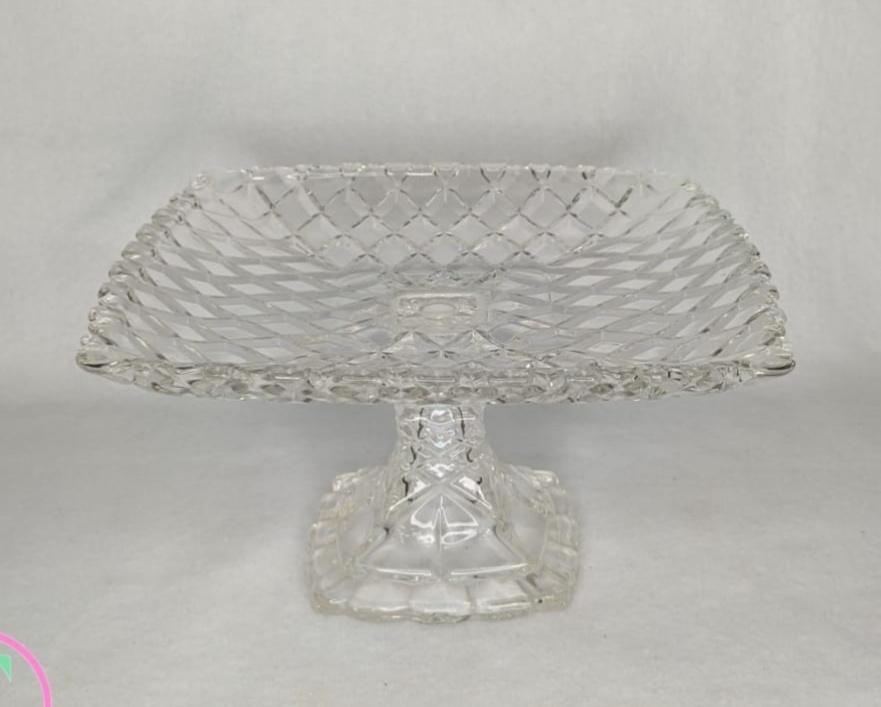 Doceira Cristal Quadrada P - LÊ FESTAS LOCAÇÃO DE 