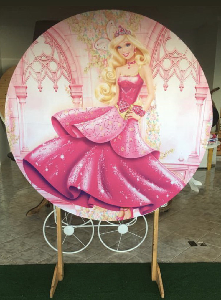 Tecido Painel Redondo Barbie 1,5M - LÊ FESTAS LOCAÇÃO DE 