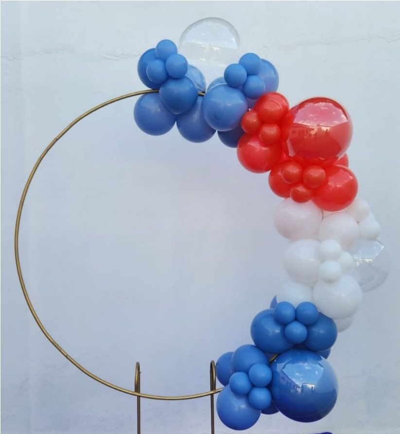 Arco de Balões (Organico Em Blocos) 16, 9 E 5 Azul Indigo, Vermelho, Branco E Azul Indigo - Tamires Pegue e Monte Uberaba