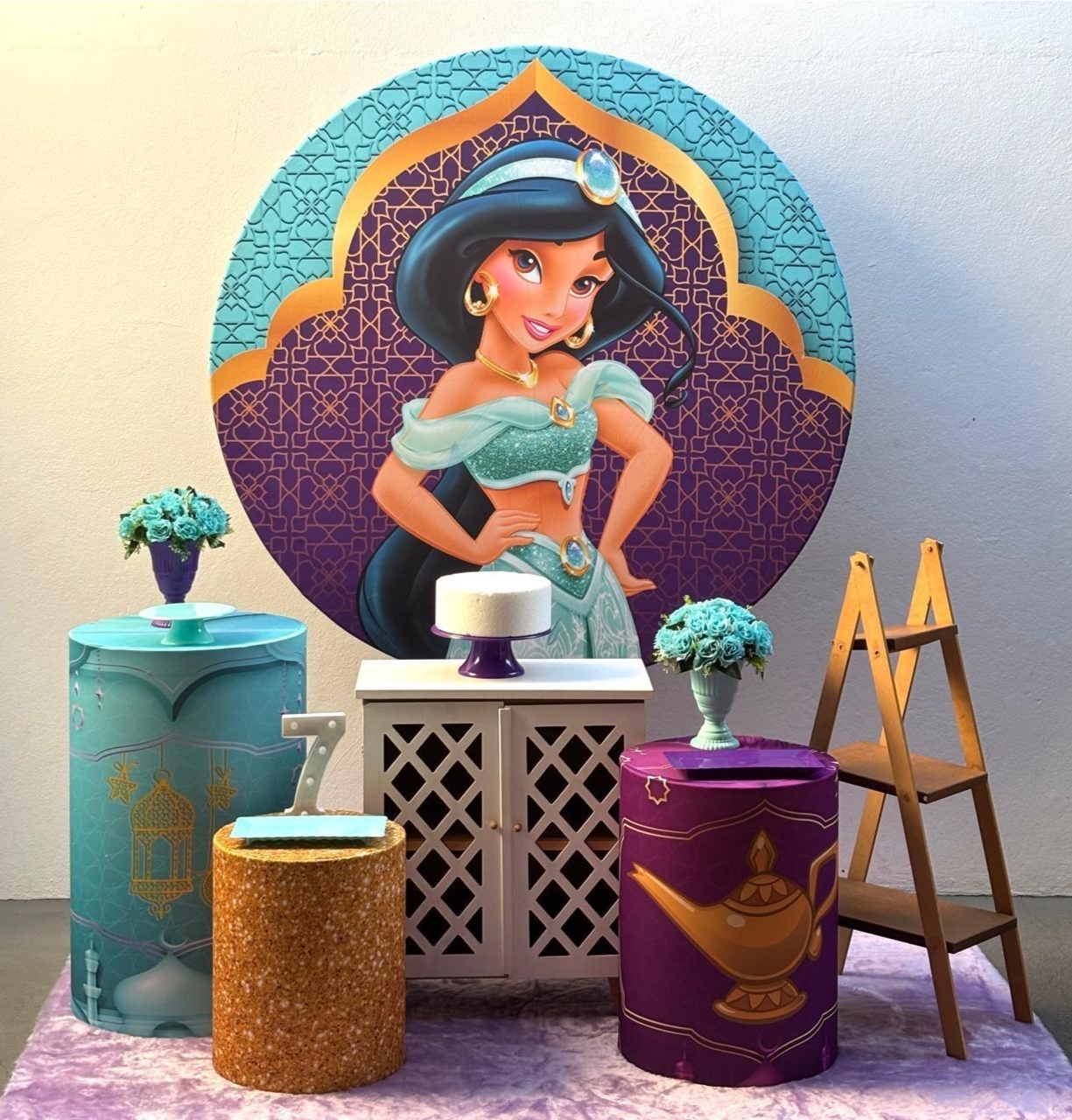 Princesa Jasmine - Kit 2 - Tamires Pegue e Monte Uberaba