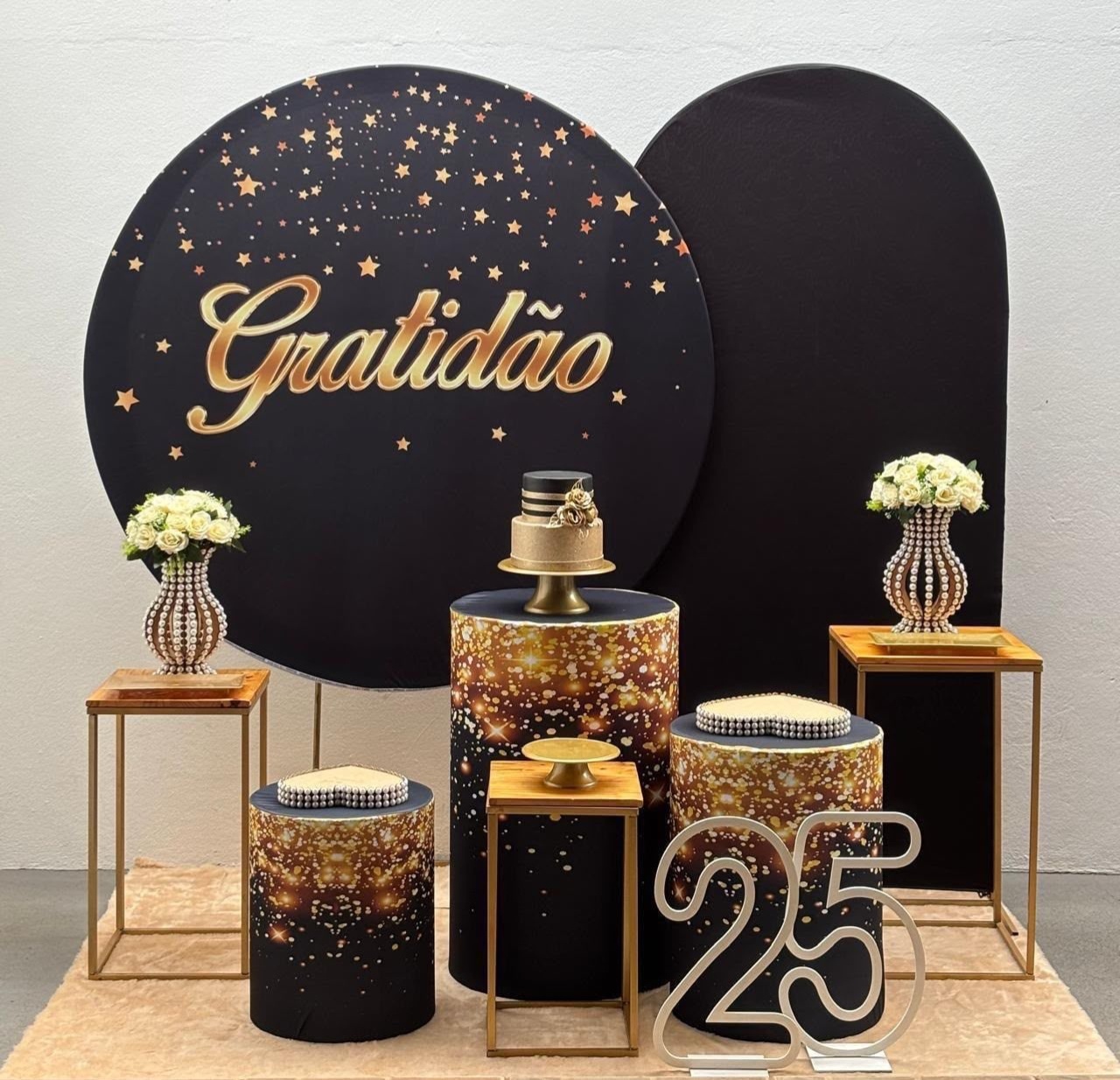 Gratidão - Kit 3 Mesinhas (Vaso Perolado) - Tamires Pegue e Monte Uberaba