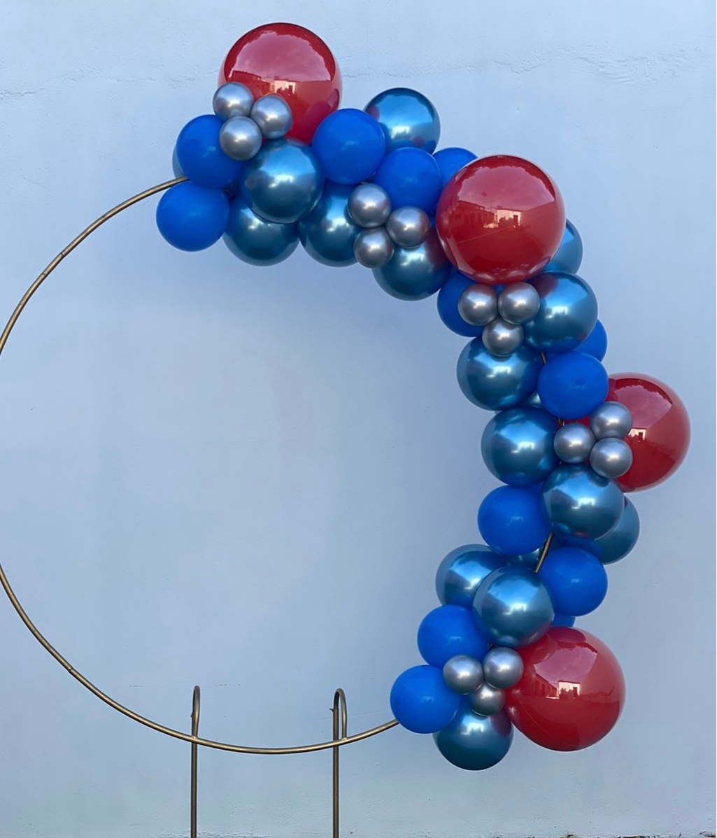 Arco de Balões (Organico Misturado E Metalizados ) 16 Vermelho, 9 Azul Escuro E Azul Escuro, 5 Platino Prata (Sonic) - Tamires Pegue e Monte Uberaba